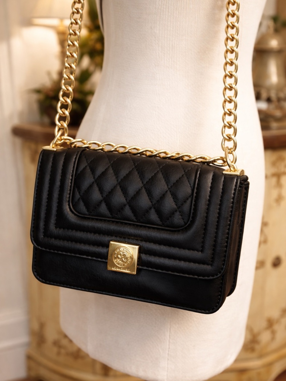 Christian Lacroix Elegant Black Quilted Purse